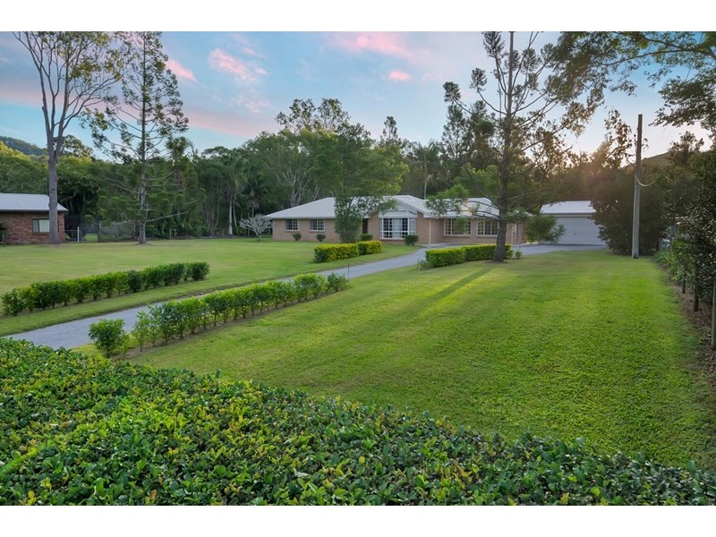 74 Coorabin Court, Tallebudgera QLD 4228