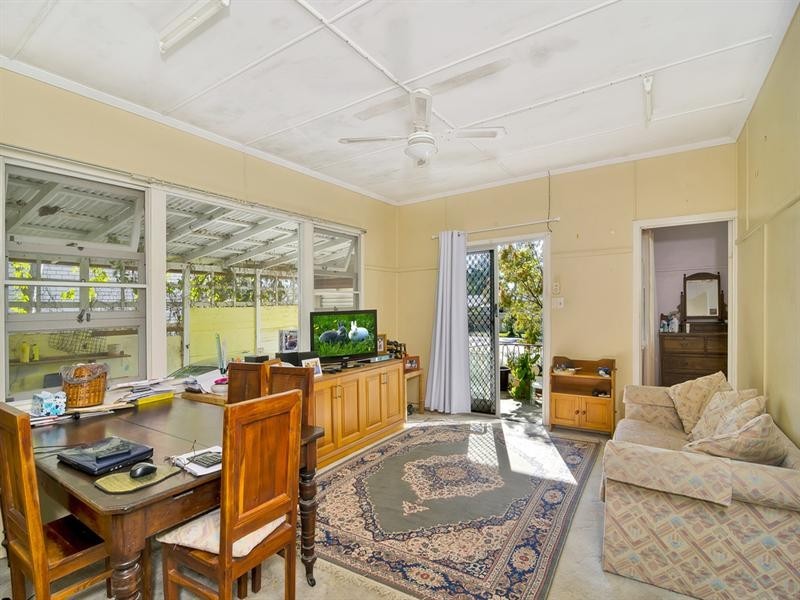 18 Chaffey Street, Tugun QLD 4224