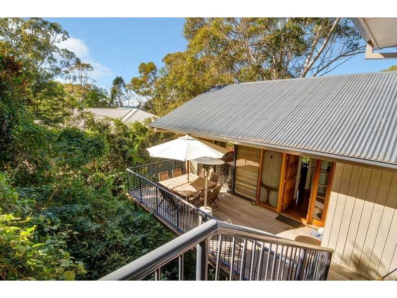 5 Sanctuary Crest Drive, Currumbin QLD 4223