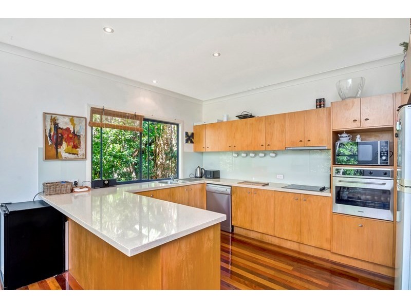 5 Sanctuary Crest Drive, Currumbin QLD 4223