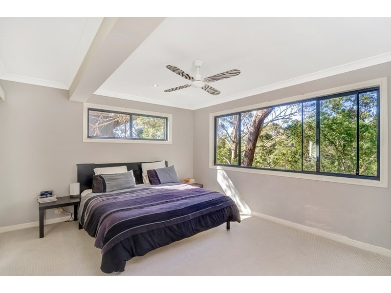 5 Sanctuary Crest Drive, Currumbin QLD 4223