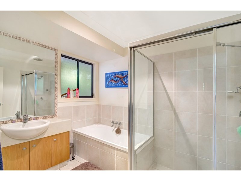 5 Sanctuary Crest Drive, Currumbin QLD 4223