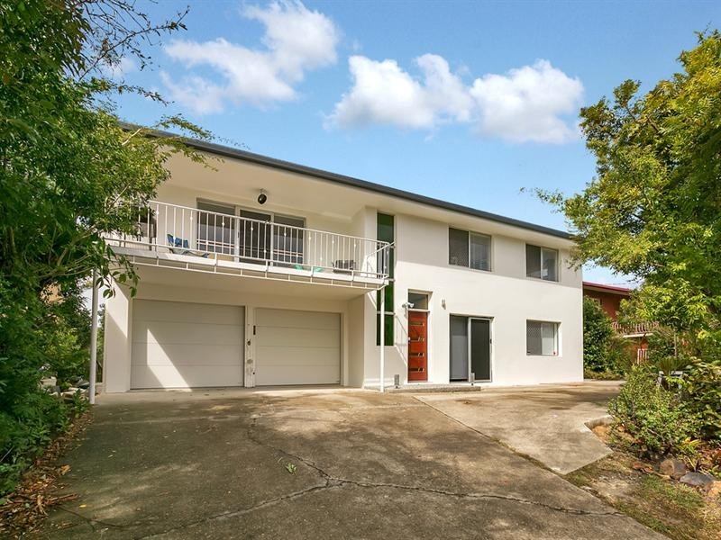 30 Winders Avenue, Tugun QLD 4224