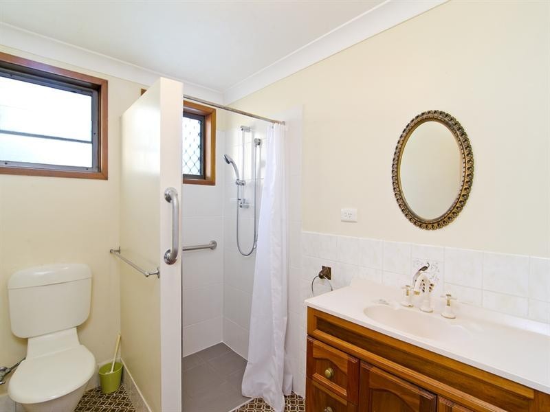 2/498 Coolangatta Road, Tugun QLD 4224