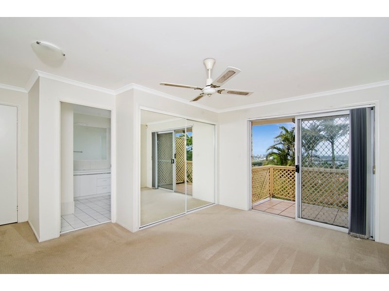 16 Bob Barnard Drive, Tugun QLD 4224