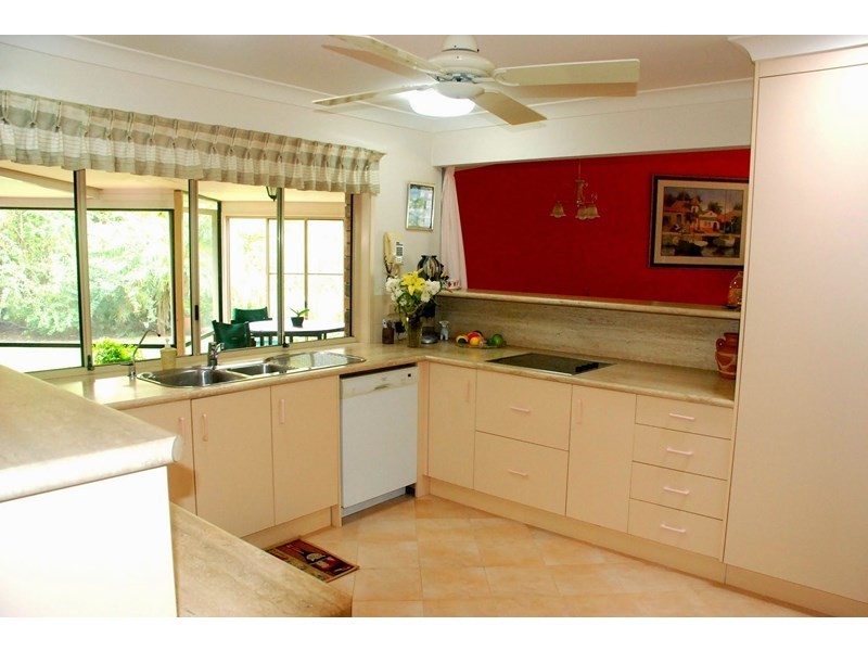 7 Yarraman Place, Tallebudgera Valley QLD 4228