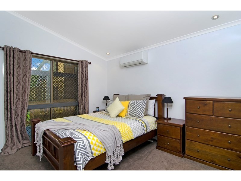 9 Doubleview Drive, Elanora QLD 4221