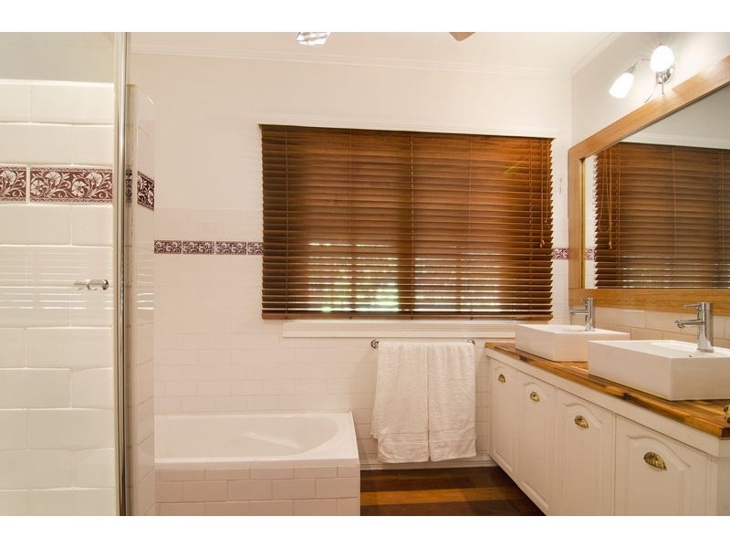 53 Petsch Creek Road, Tallebudgera Valley QLD 4228