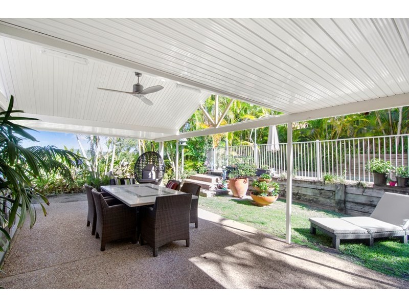 104 K P McGrath Drive, Elanora QLD 4221