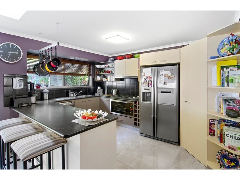 104 K P McGrath Drive, Elanora QLD 4221