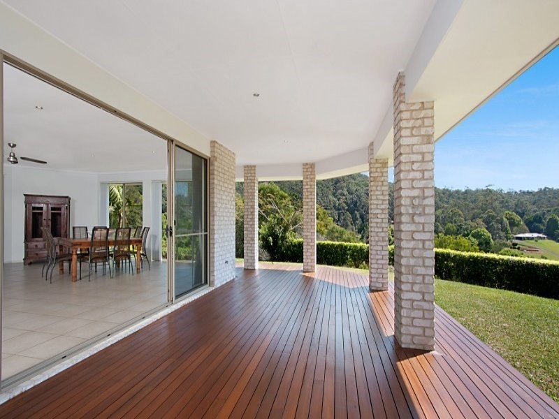 12 Des Quinlan Crescent, Tallebudgera Valley QLD 4228