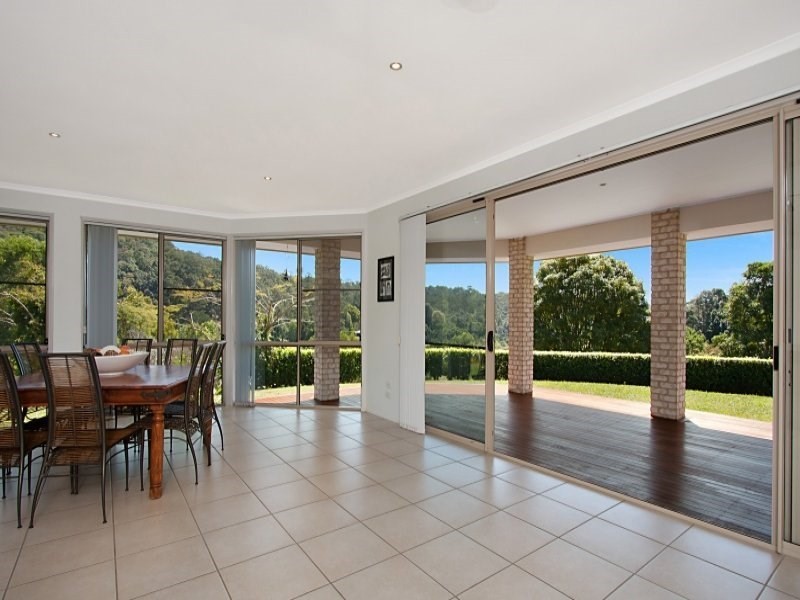 12 Des Quinlan Crescent, Tallebudgera Valley QLD 4228