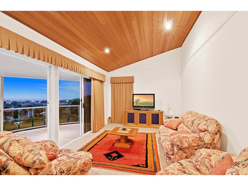 8 Cangella Court, Tugun QLD 4224