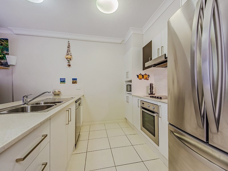 3/111-113 Golden Four Drive, Bilinga QLD 4225
