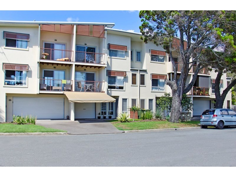 2/4 Station Street, Tugun QLD 4224