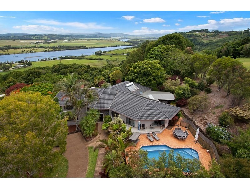 17 The Parapet, Banora Point NSW 2486