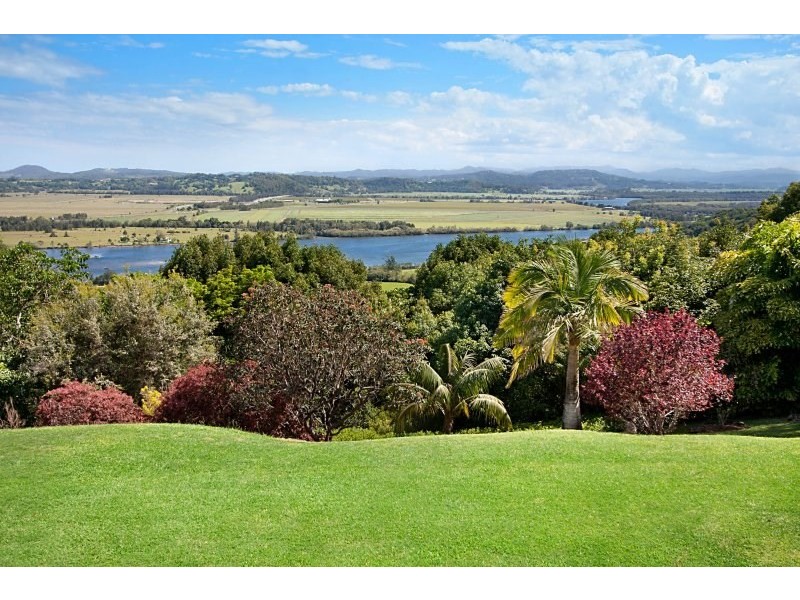 17 The Parapet, Banora Point NSW 2486