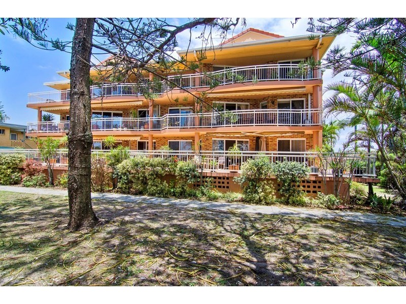 1/411 Golden Four Drive, Tugun QLD 4224