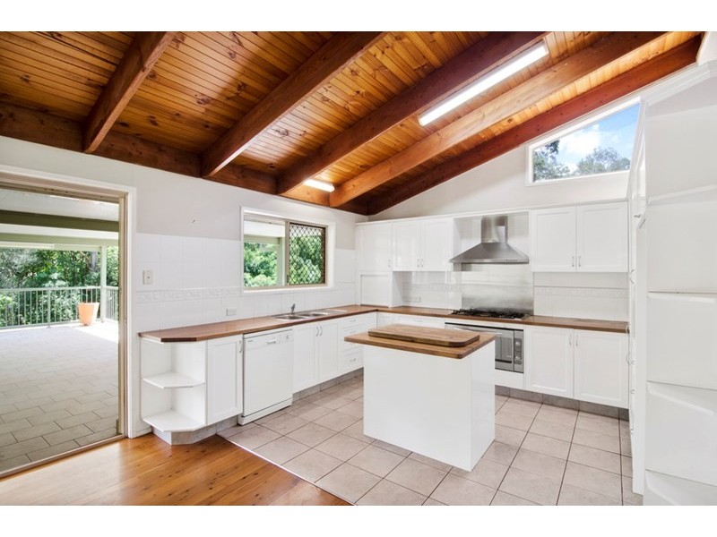 6 Coorabin Court, Tallebudgera QLD 4228