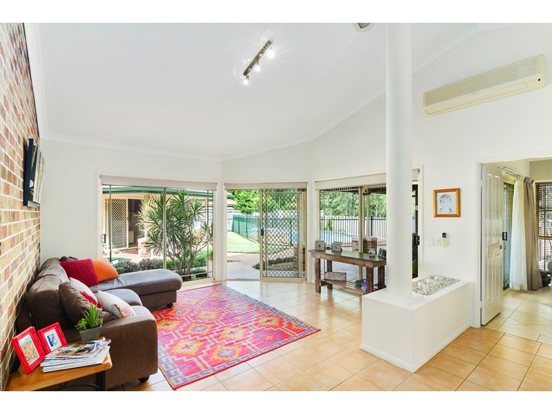 1 Cannon Drive, Currumbin Waters QLD 4223