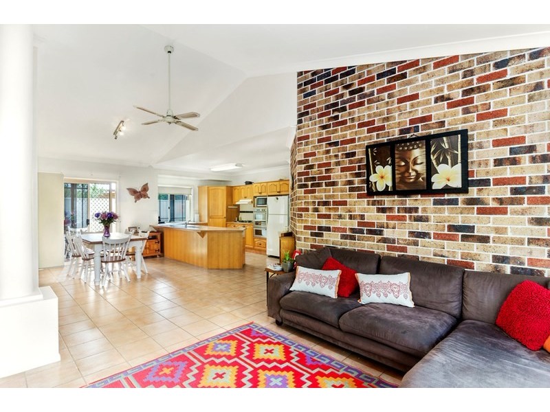 1 Cannon Drive, Currumbin Waters QLD 4223