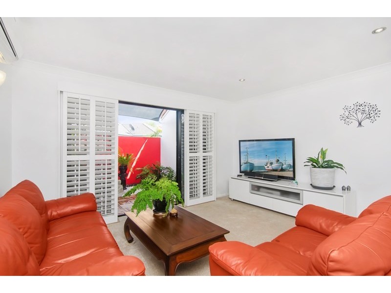 10 Picabeen Close, Robina QLD 4226