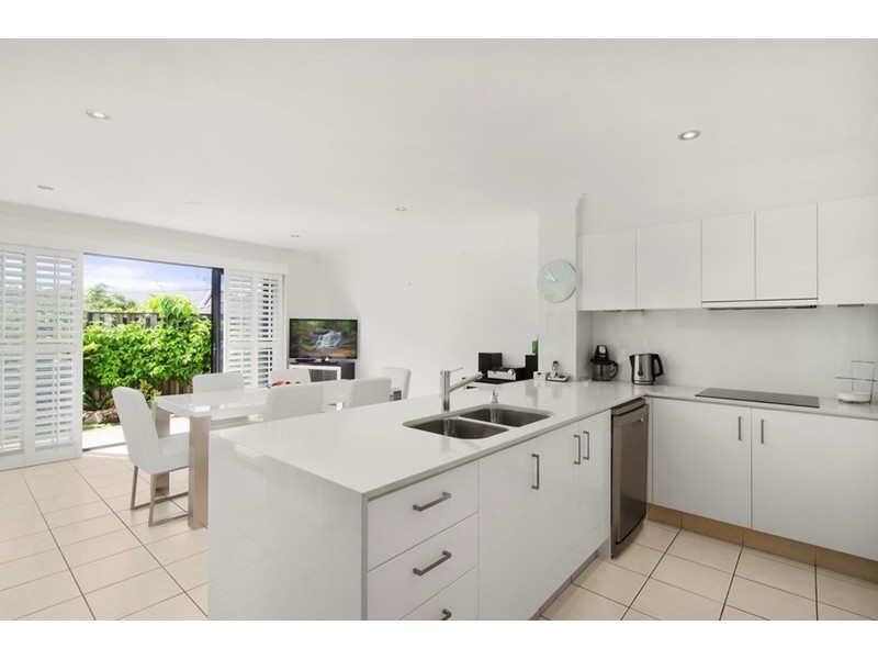 10 Picabeen Close, Robina QLD 4226