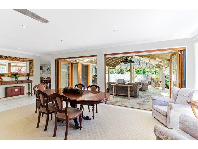 6 Cannon Drive, Currumbin Waters QLD 4223