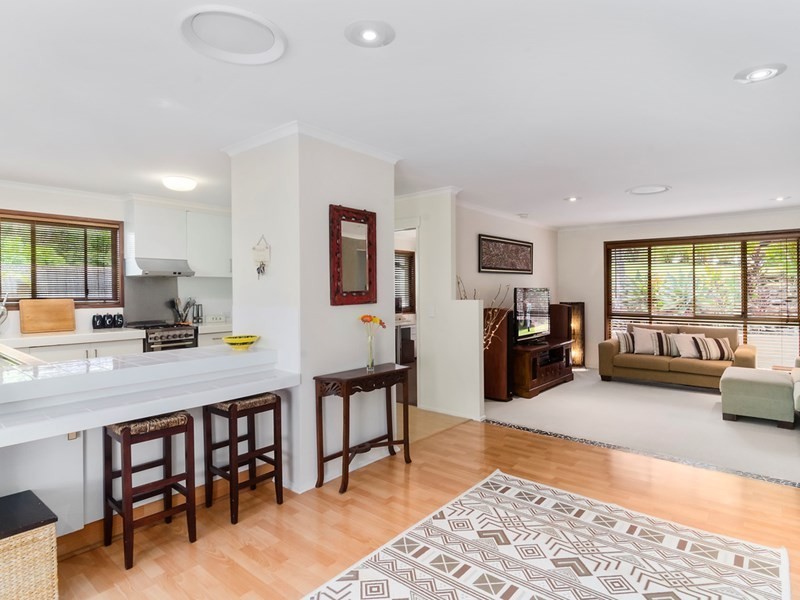 183 Simpsons Road, Elanora QLD 4221