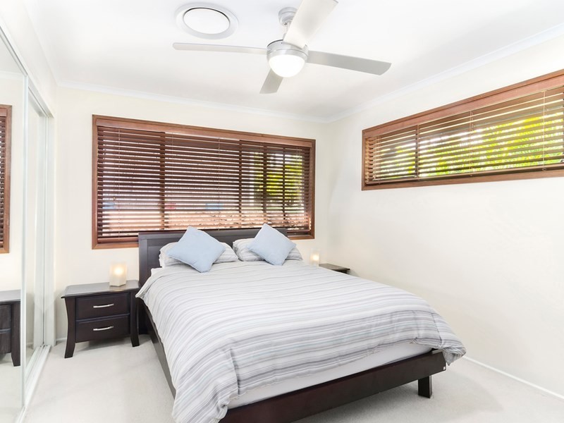 183 Simpsons Road, Elanora QLD 4221