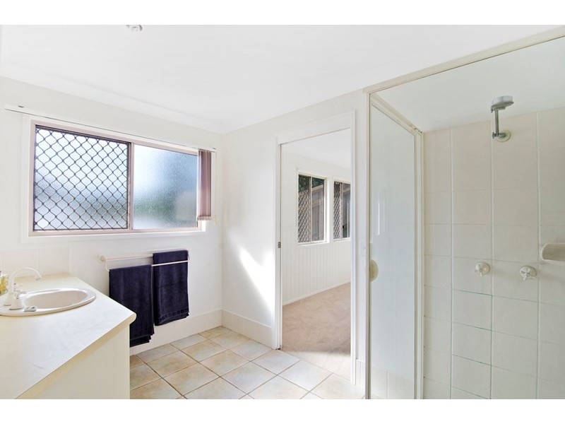 8 Dinjirra Court, Tugun QLD 4224