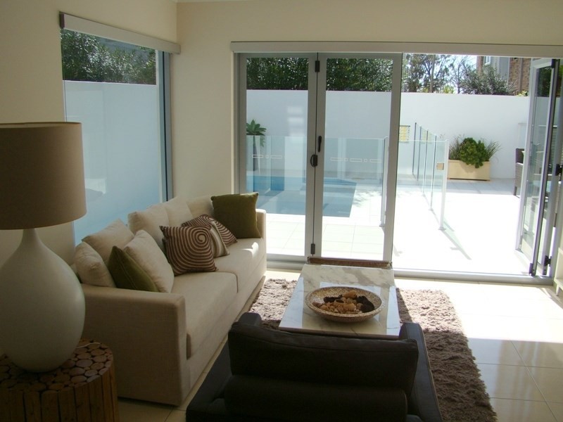 2/197 Golden Four Drive, Bilinga QLD 4225