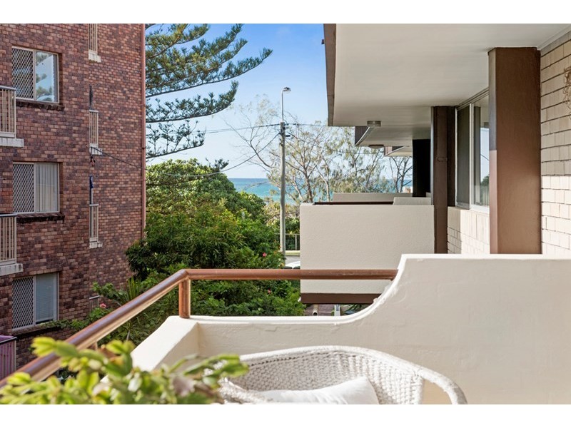 8/144 Pacific Parade, Bilinga QLD 4225