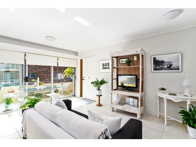 8/144 Pacific Parade, Bilinga QLD 4225