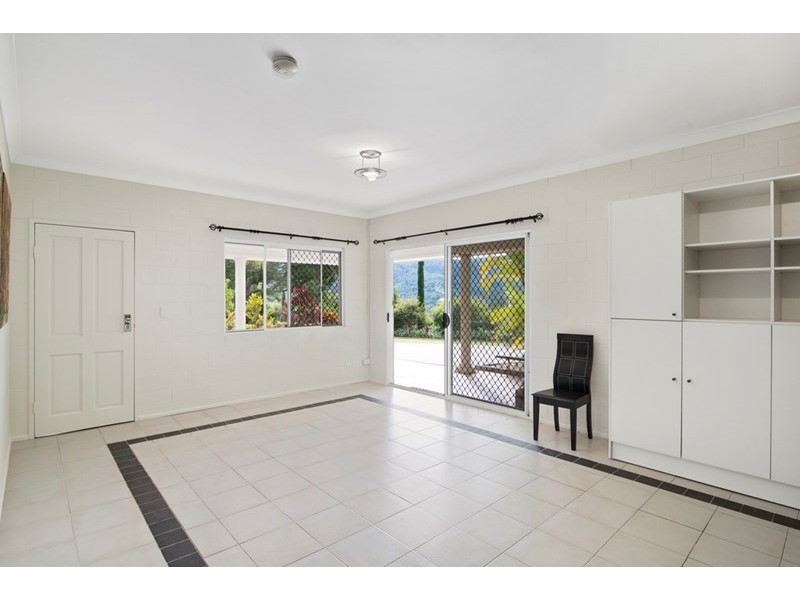 75 Rusty Court, Tallebudgera Valley QLD 4228