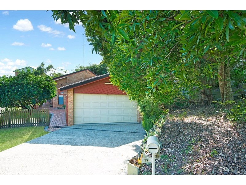 17 Hillcrest Avenue, Tugun QLD 4224