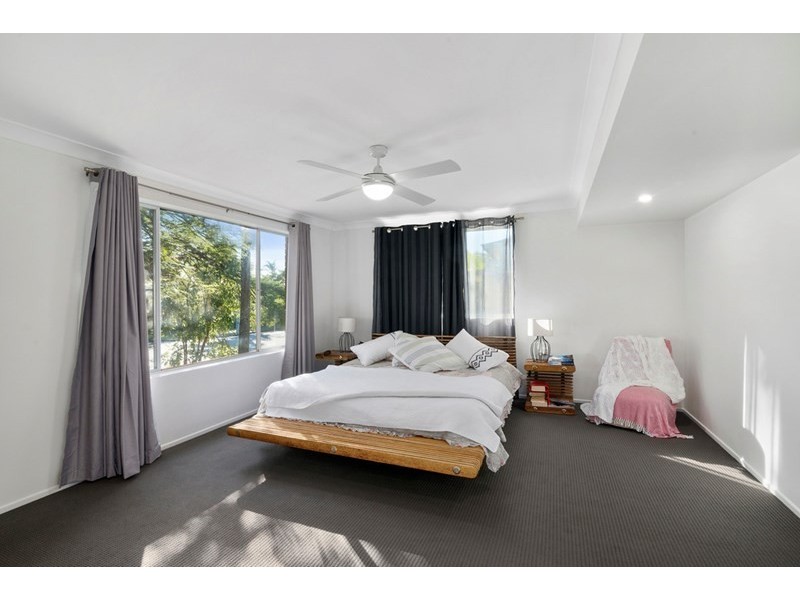 8 Mirreen Drive, Tugun QLD 4224