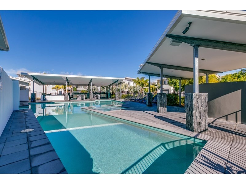 80/6 Santa Maria Court, Burleigh Waters QLD 4220