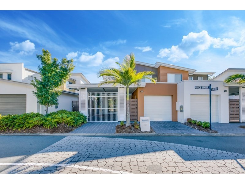 80/6 Santa Maria Court, Burleigh Waters QLD 4220