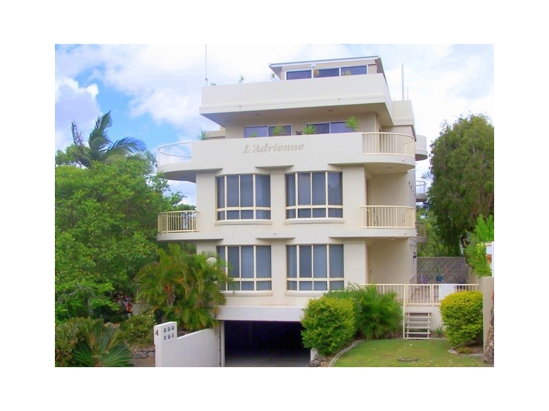 2/4 Teemangum Street, Tugun QLD 4224