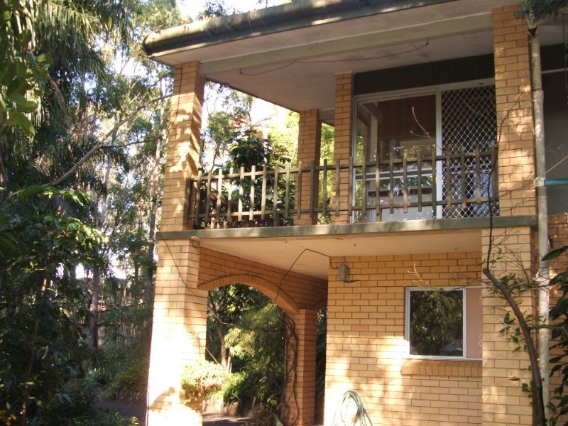 13 Domain Road, Currumbin QLD 4223