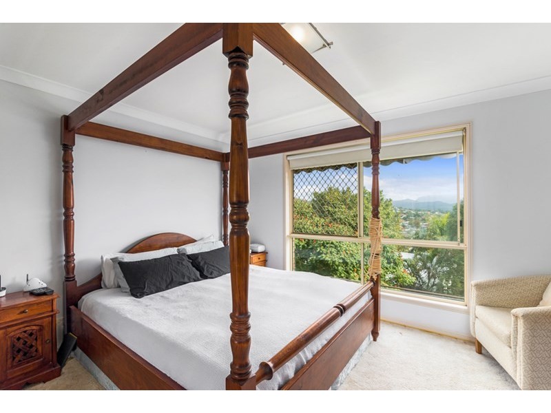 57 Jarrahdale Drive, Elanora QLD 4221