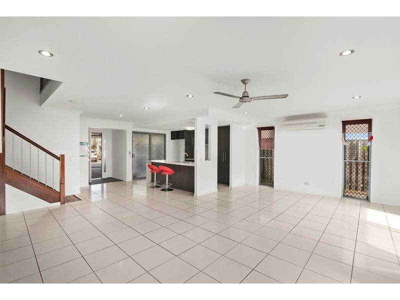 70/6 Santa Maria Court, Burleigh Waters QLD 4220