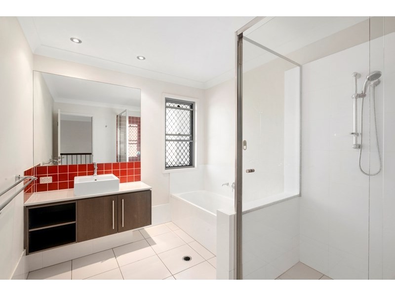 70/6 Santa Maria Court, Burleigh Waters QLD 4220