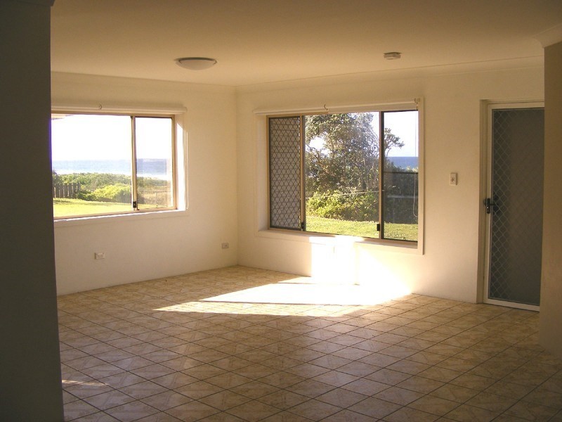 1/293 Golden Four Drive, Bilinga QLD 4225