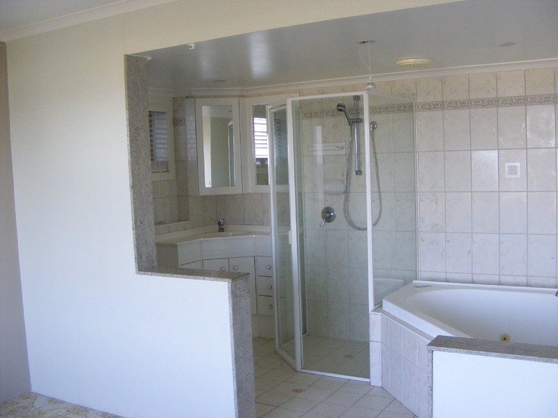 1/293 Golden Four Drive, Bilinga QLD 4225