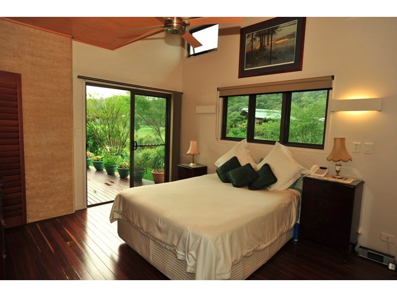 9 Natures Close, Currumbin Valley QLD 4223