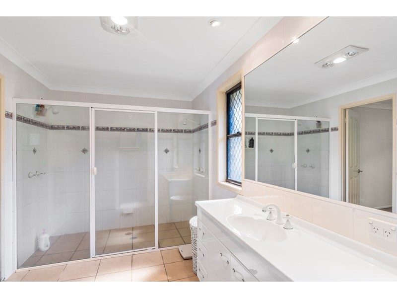 10 Taperell Drive, Tugun QLD 4224