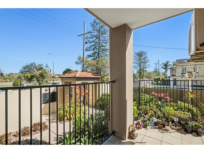 1/111-113 Golden Four Drive, Bilinga QLD 4225