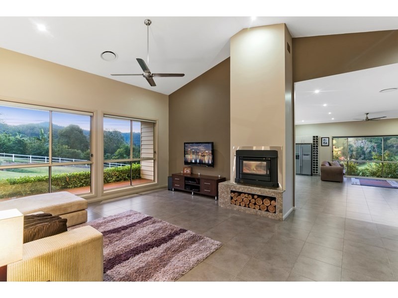 134 Petsch Creek Road, Tallebudgera Valley QLD 4228